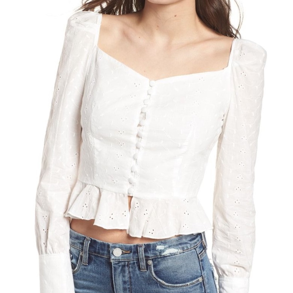 Lioness Eyelet Sweetheart Blouse